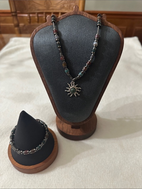 Jewelry - Handmade Indian Agate Necklace and Bracelet set